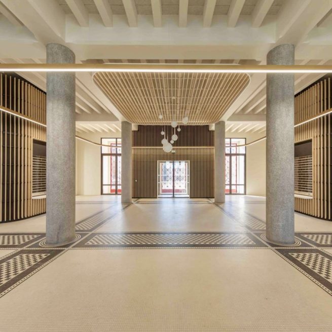 Hall cité administrative Toulouse